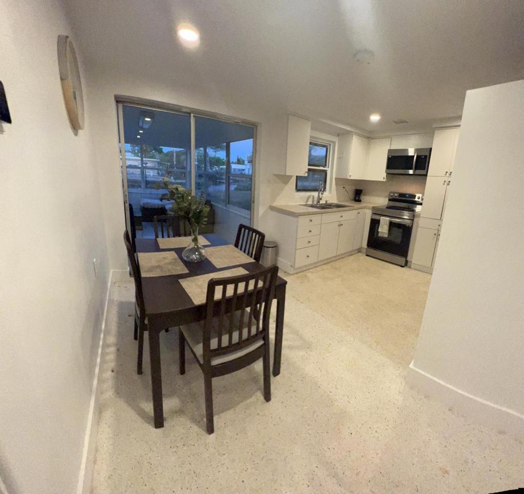 Villa Hudson Water Front House Extérieur photo